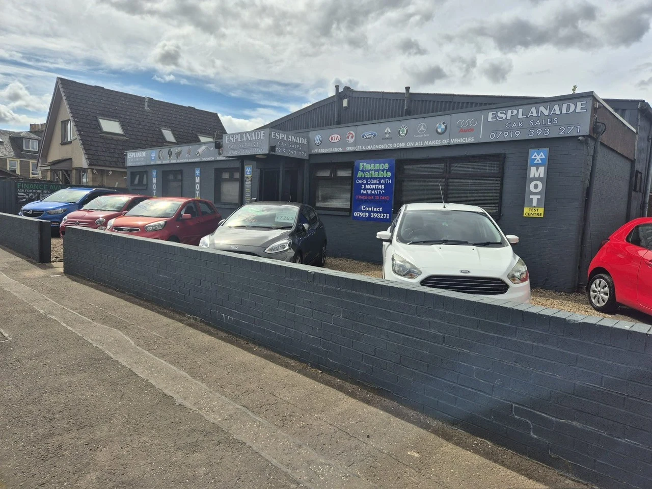 Esplanade Car Services premises in Broughty Ferry